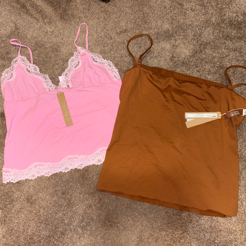 SKIMS tank top bundle